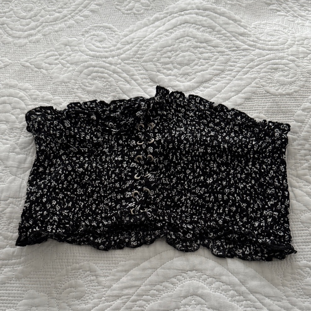 Garage Monochrome Floral Patterned Top